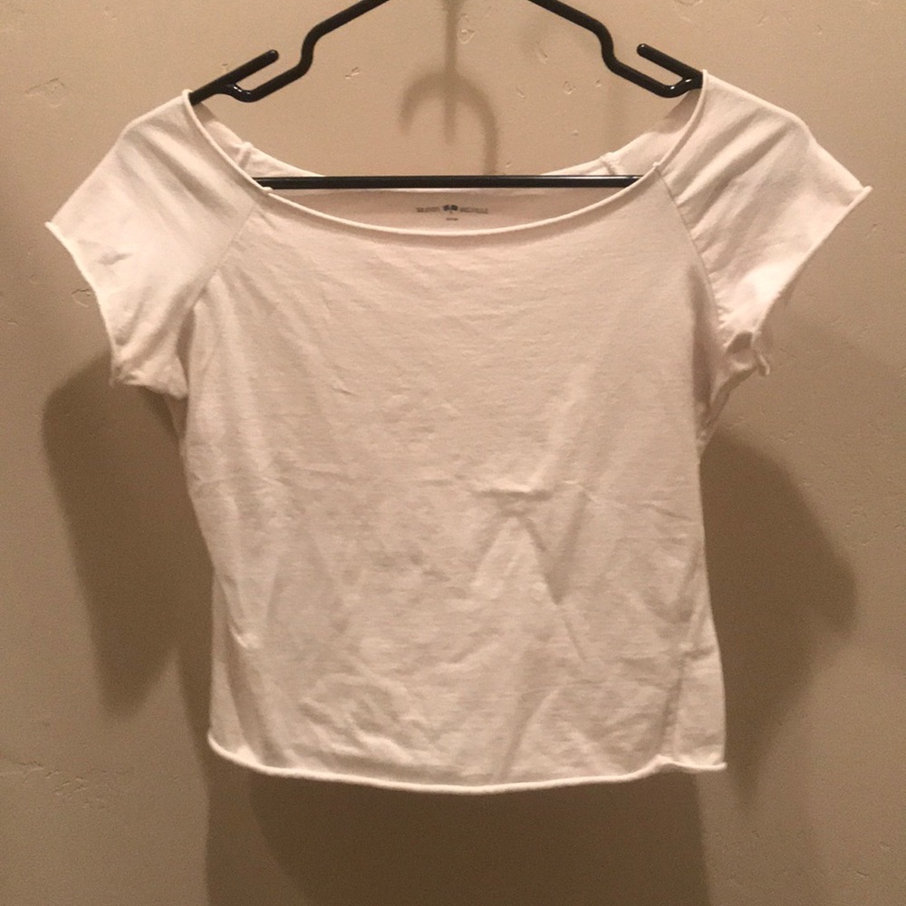 white t-shirt